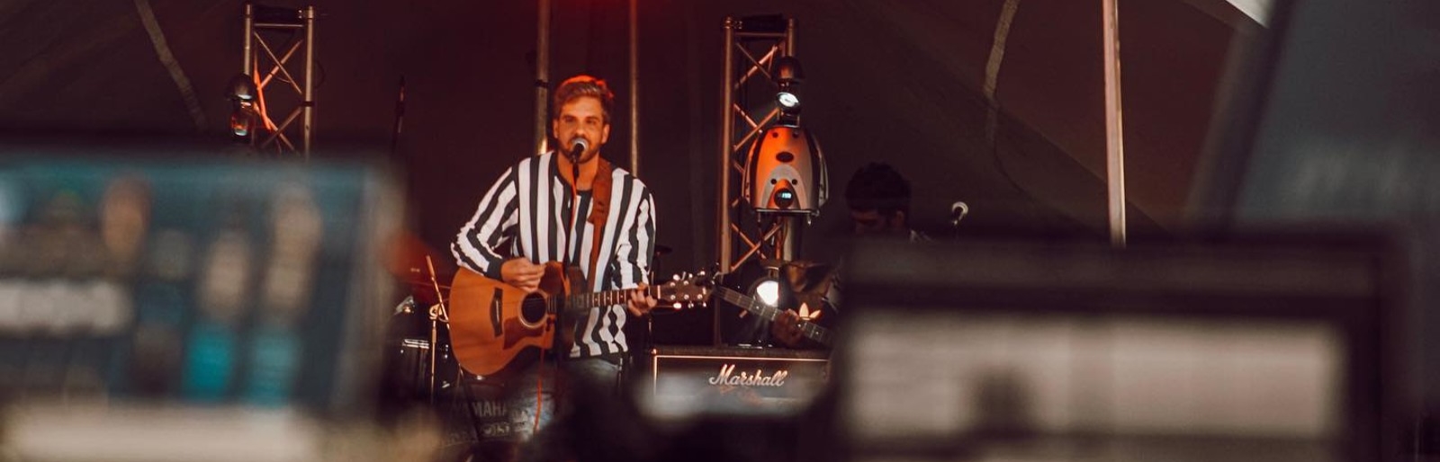 Jason Gladwin Wedding Special