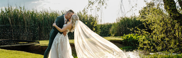 Riverside Country Estate Wedding Specials