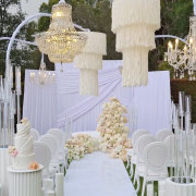 Grandeur Bloom & Co