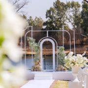Grandeur Bloom & Co