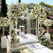 Grandeur Bloom & Co